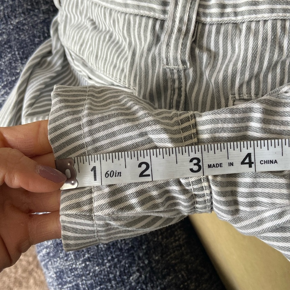 Hurley grey and white striped shorts